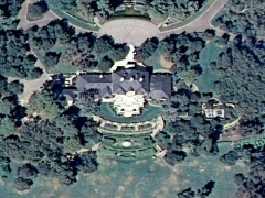 Oprah Winfrey House (Star) - cache image